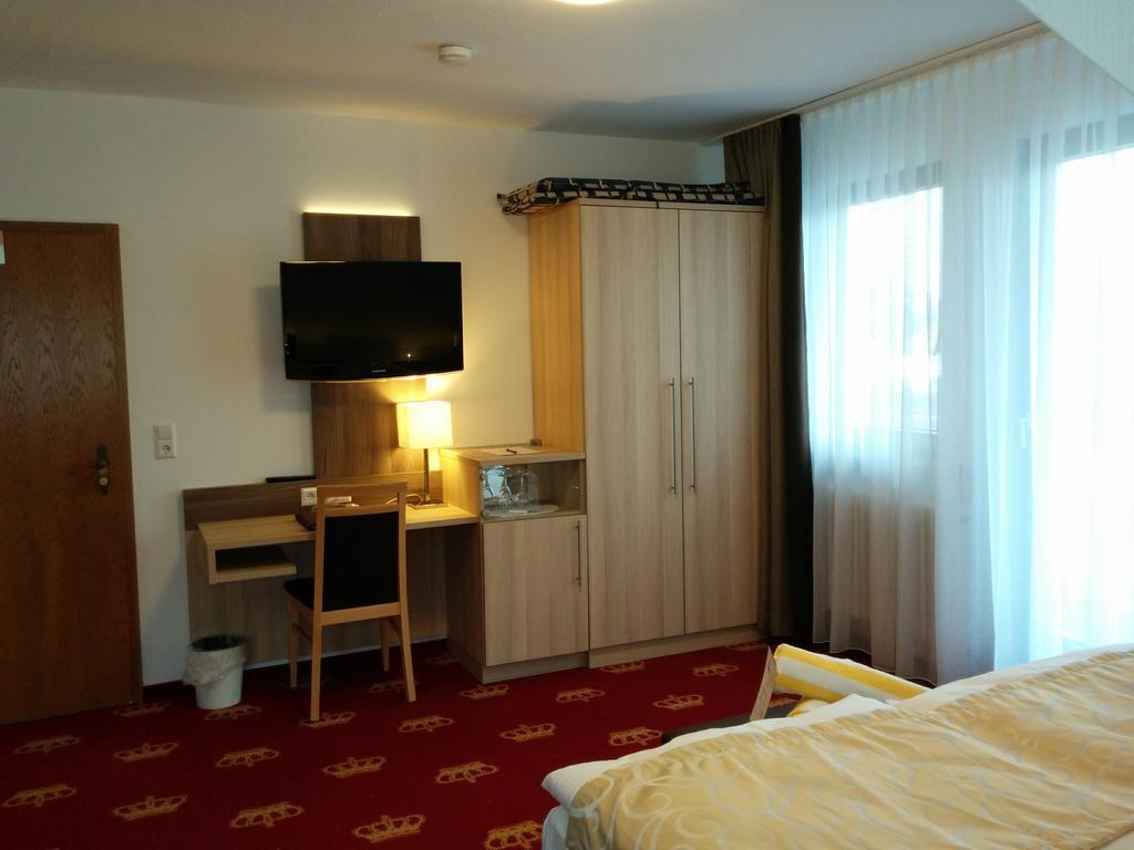 Wellness Hotel Garni Krone Байерсброн Екстериор снимка