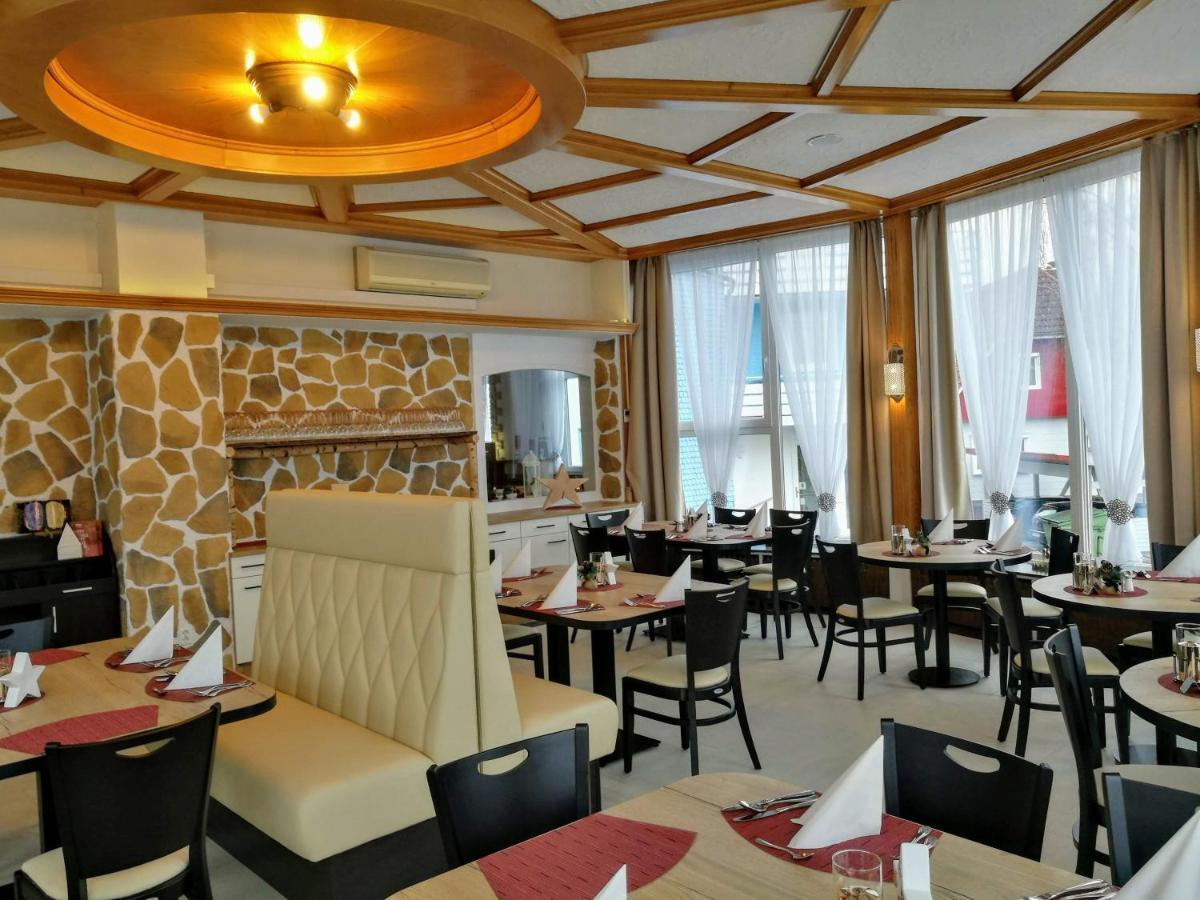 Wellness Hotel Garni Krone Байерсброн Екстериор снимка