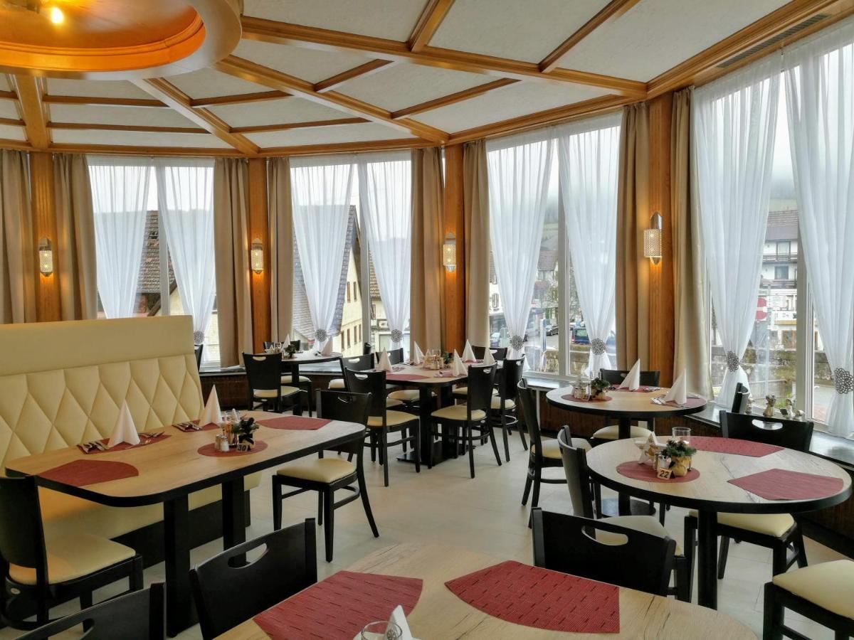 Wellness Hotel Garni Krone Байерсброн Екстериор снимка